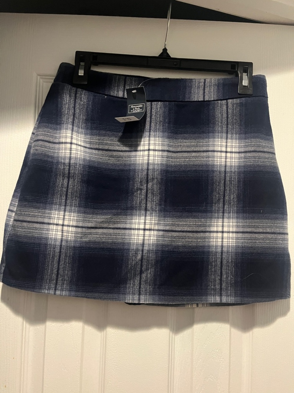 NWT Abercrombie Women's Navy Plaid Mini Skort